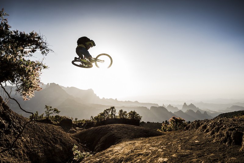 mystical_ethio's tweet photo. Happy #WorldBicycleDay2020!
Planning a cycle trip to remember? #Ethiopia #LandofExtremes #WorldBicycleDay
📸 DanMilner https://t.co/g4KWc1FqTt