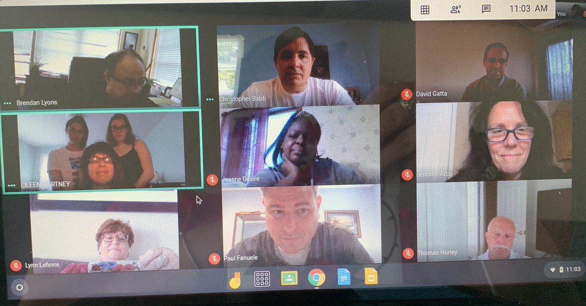 Congratulations to our own Mr. Chris Babb who was selected to receive an Anchor Award for his outstanding work with students! AHS &amp; West House benefit from his commitment to students, families, staff! ⚓️ <a href="/ChrisBabbsw/">Chris Babb</a> <a href="/pfanuele/">Dr. Paul Fanuele</a> <a href="/Dr_BLyons/">Brendan Lyons 🟧</a>