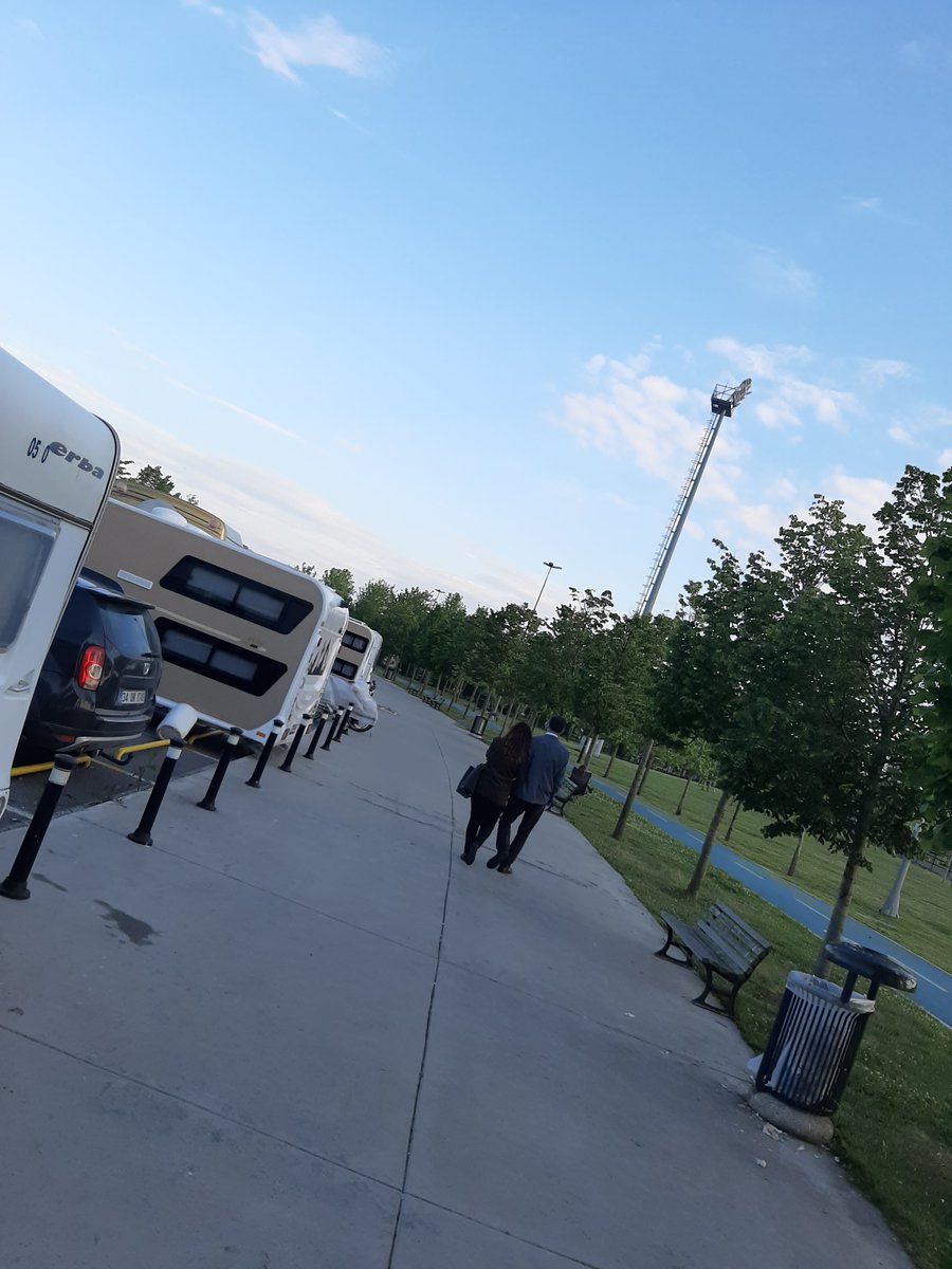 Maltepe sahilde bull arayanlar beklerim tek bay ciftler tek erkek arayanlar