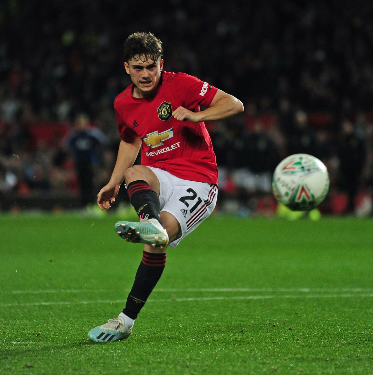 StatmanDave's tweet image. Dan James has registered 6 assists in the Premier League this season.

More than:
🇵🇹 Bernardo Silva (5)
🇧🇷 Willian (5)
🏴󠁧󠁢󠁥󠁮󠁧󠁿 Dele Alli (4)
🇧🇷 Felipe Anderson (4)
🏴󠁧󠁢󠁥󠁮󠁧󠁿 James Maddison (3)
🇮🇸 Gylfi Sigurdsson (2)
🇩🇪 Mesut Özil (2)
🏴󠁧󠁢󠁥󠁮󠁧󠁿 Raheem Sterling (1)

Underrated debut campaign 🏴󠁧󠁢󠁷󠁬󠁳󠁿🏴󠁧󠁢󠁷󠁬󠁳󠁿🏴󠁧󠁢󠁷󠁬󠁳󠁿