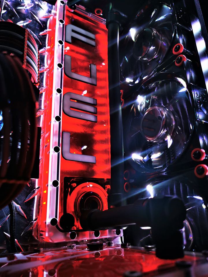 InWin's tweet image. This stunning #CaseMod, dubbed "Project Fuel, " is created by #TpbMods! He did a sweet @MilwaukeeTool theme in the #InWin 925. 😍😍😍