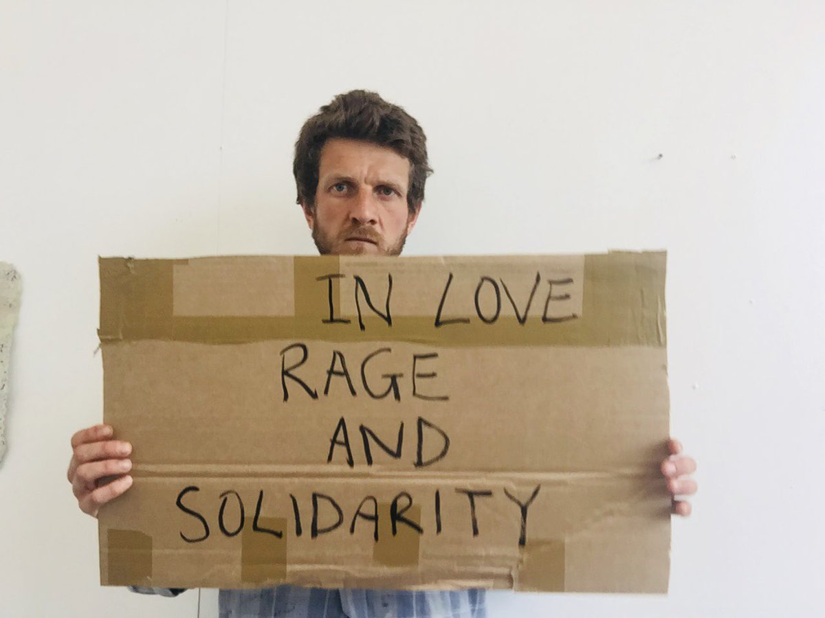 DistancedR's tweet image. #justiceforgeorgefloyd @DistancedResistance
@DistancedR
#distancedresistance
#georgefloyd
#saytheirnames
#blackouttuesday
#protests2020
#TakeAKnee
#BlackLivesMatter
#BlackLivesMatterUK
#handsupdontshoot
#nojusticenopeace
#ripgeorgefloyd
#georgefloyd🙏🏾
#distancedresistancelondon