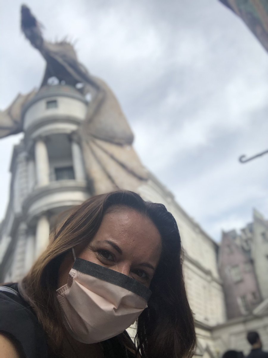 Deralyn O'Connell tweet media