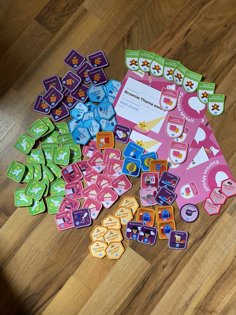 Delivery day!! Also a load of badgebooks for our new and transitioning members 🥳 #virtualguiding @Girlguiding @GuidingMembers @LancsNW @TawnyOwlEmma
