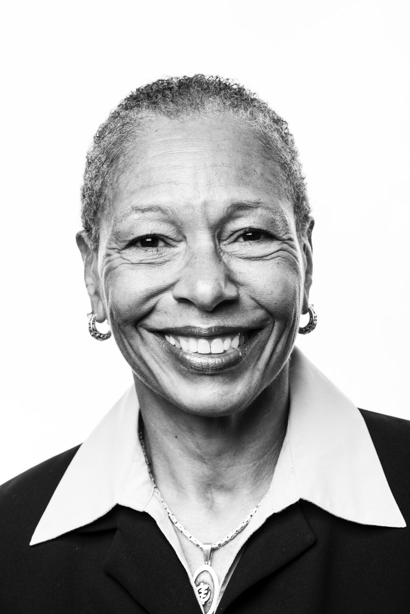 StacyPearsall's tweet photo. I'm proud to have served alongside you then &amp; I'm honored to stand with you now. //// #veterans #militaryveteran #militaryvet #BLM #blacklivesmatter #istandwithyou //// @VetPortraits https://t.co/cGcbRo99rS
