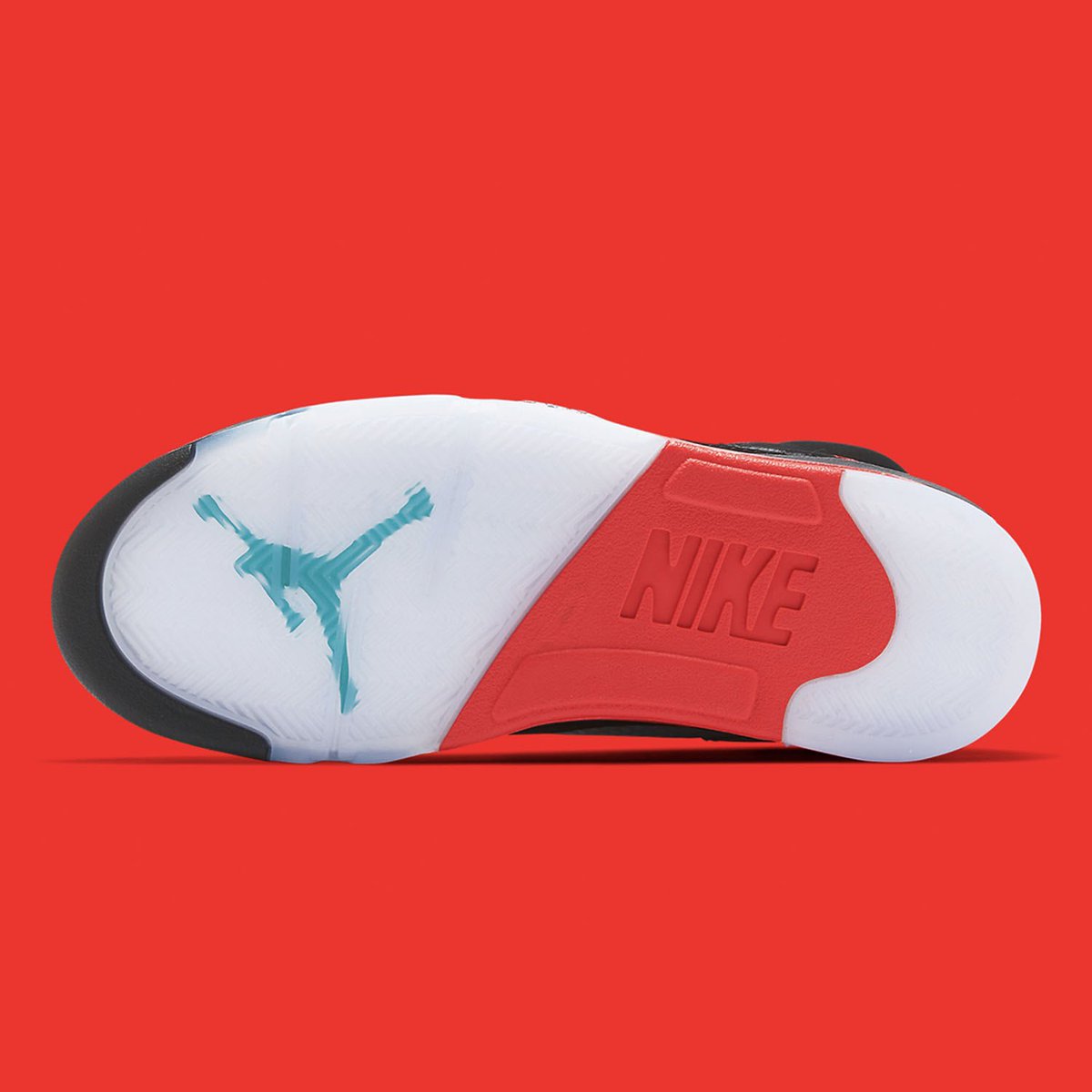 WalkCrep's tweet photo. Air Jordan 5 “Top 3”
⠀
💥Cop or Drop?💥
⠀
🟣Release Date: June 13th, 2020
⠀
🟣 Price: $200 USD

#airjordan #airjordans #airjordan5 #airjordantop3 #jordantop3 #officialcrepwalk #jordan5top3 https://t.co/Jd5FQ7hb9Z