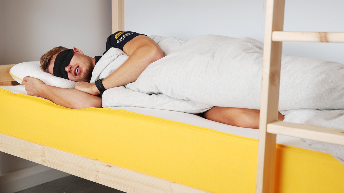 British Rowing Official Sleep Partner <a href="/eve_sleep/">eve sleep</a> talks to GB rowers <a href="/mhcwilson/">Melissa Wilson</a> and Holly Hill about their top sleep and motivation tips 👉 bit.ly/2XOOLOS  #rowing #wellbeing