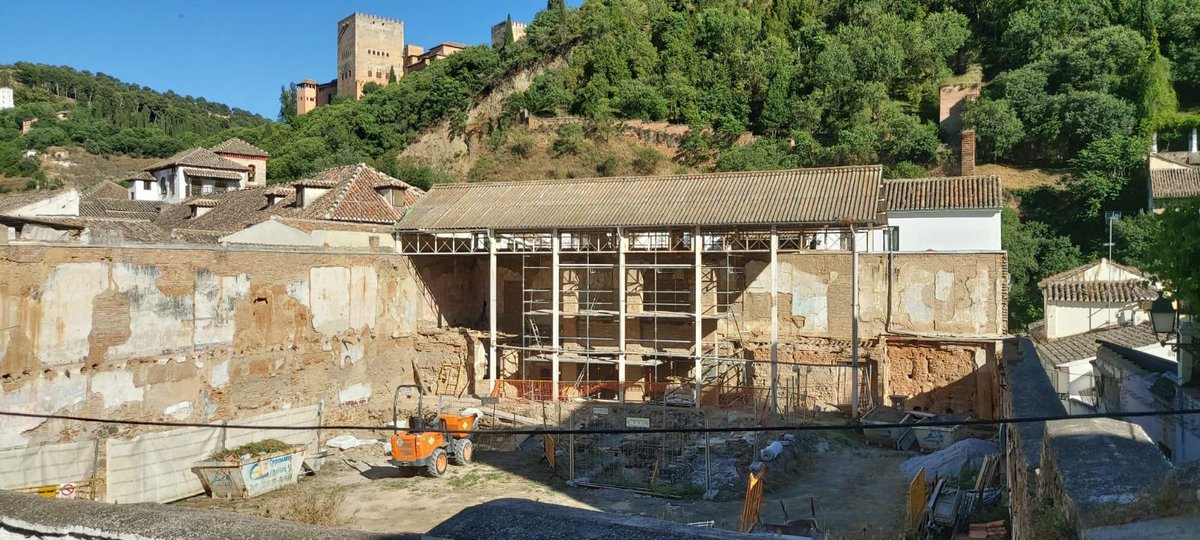 populares albayzin (@ppalbayzin) on Twitter photo Hoy se reanudan las obras del Maristán, interrumpidas por el estado de alarma. El compromiso de <a href="/alhambracultura/">Alhambra de Granada</a> sigue siendo firme y este proyecto olvidado durante 40 años será una realidad en el #Albayzin. 📷 <a href="/fjsl7/">Francisco Suárez</a> Hoy se reanudan las obras del Maristán, interrumpidas por el estado de alarma. El compromiso de <a href="/alhambracultura/">Alhambra de Granada</a> sigue siendo firme y este proyecto olvidado durante 40 años será una realidad en el #Albayzin. 📷 <a href="/fjsl7/">Francisco Suárez</a>