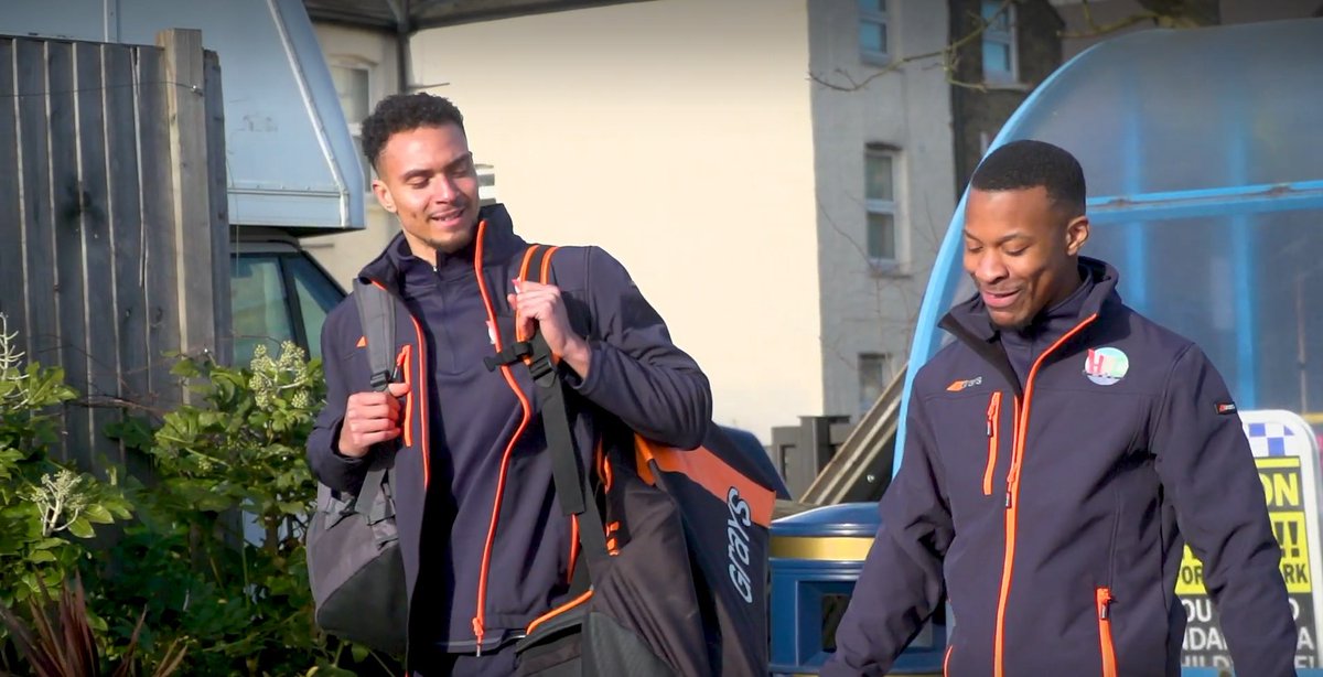 Calls for anti-racism support after black player highlights hockey pitch abuse

MORE: tinyurl.com/y6w3ph76