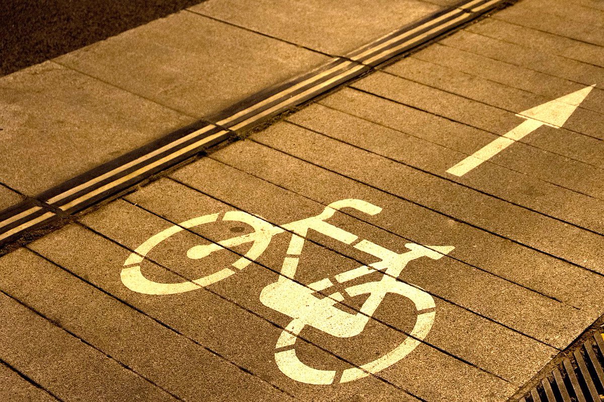 ccjmtriasipeitx's tweet photo. Avui, 3 de juny, és el Dia Mundial de la Bicicleta. Fem de la nostra ciutat un entorn amb menys contaminació i una ciutadania més sana.
#setmanamediambient #joemquedoacasa #desdecasa #EnsEnsortirem #CCBcn @BCN_LesCorts @CcivicsBCN @bcncultura https://t.co/O9K86afYcA