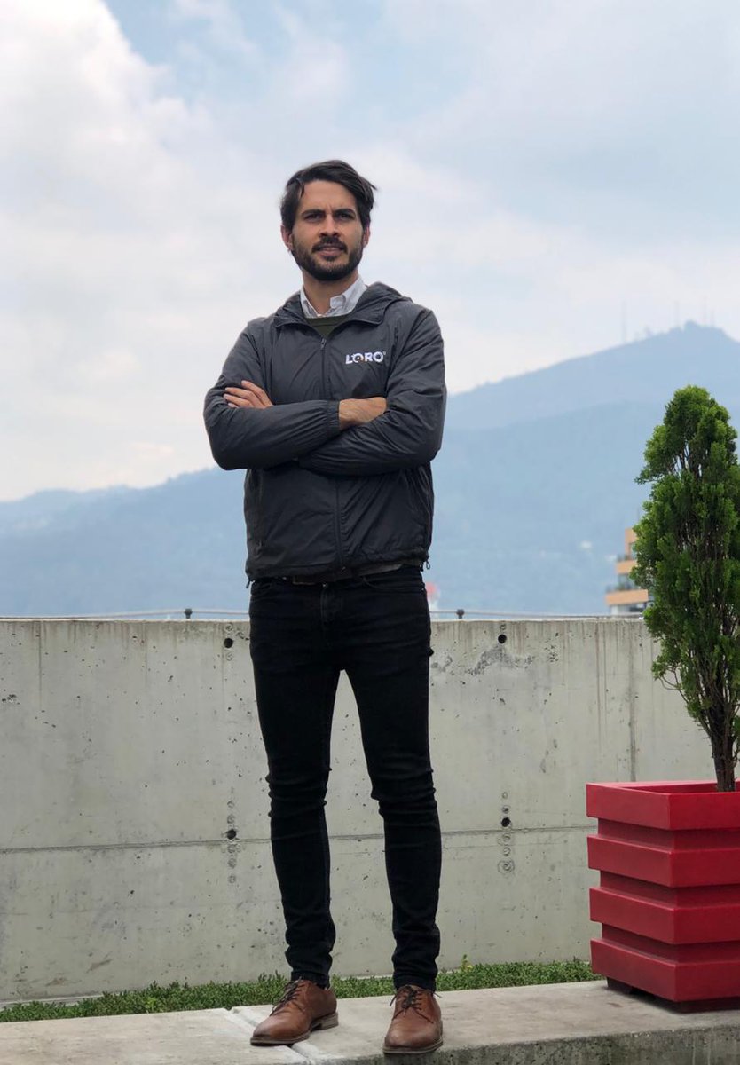 WRadioColombia's tweet photo. En #IdeasParaAyudar nos acompañará Camilo Tobón, fundador de Loro, la startup que virtualiza los centros comerciales en Colombia.

#LaPrueba de lunes a viernes de 2:00 p.m. - 3:00 p.m. 

>> https://t.co/zImMBSuNBT https://t.co/9XIXfGRoir