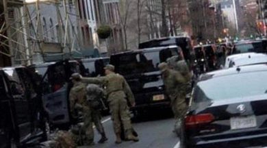 Amerikan ordusu ilk defa amerikaya ayak bastı.
#AbdYanıyor  #GeorgeFloydProtests #GeorgeFloyd