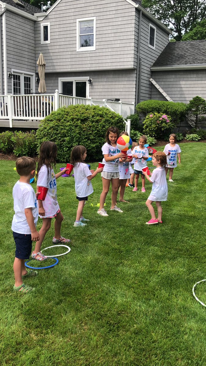 babymullet's tweet photo. #FieldDay fun with friends, and #risingrams siblings! #tisdalefromhome @TisdalePE @mrs_clewley @TisdaleSchool https://t.co/cRVIICMvtE