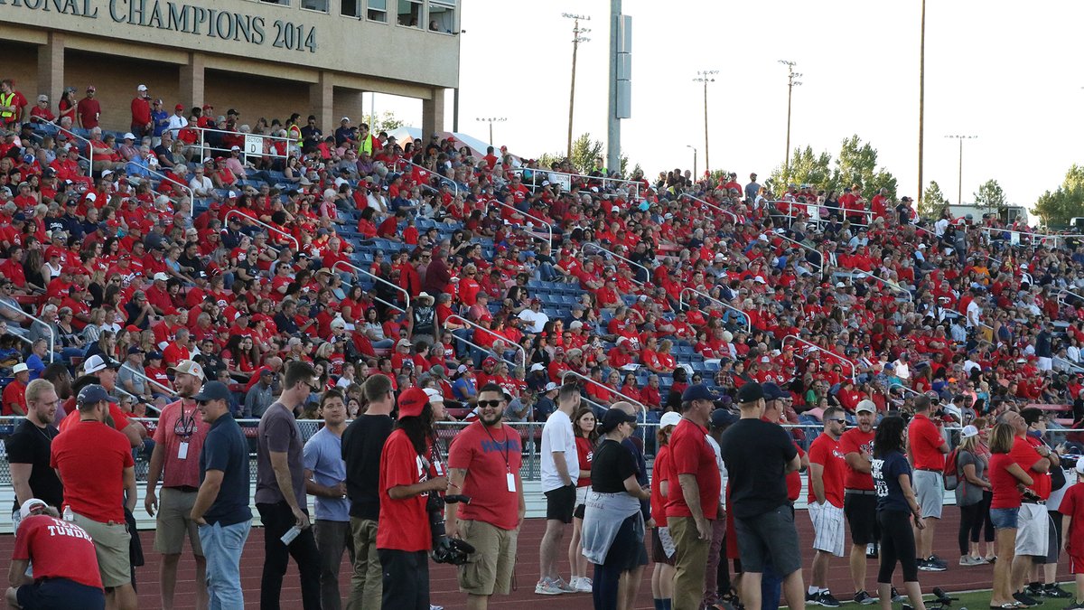 THANK YOU #PackNation!! ThunderWolves Football finished 11th in #NCAAD2 last year with an average attendance of 6,092! It was the 2nd straight year at 11th &amp; the Pack have been top 20 in average attendance in 11 of the last 12 seasons! #thePACKway 

MORE - bit.ly/2zO7C4N