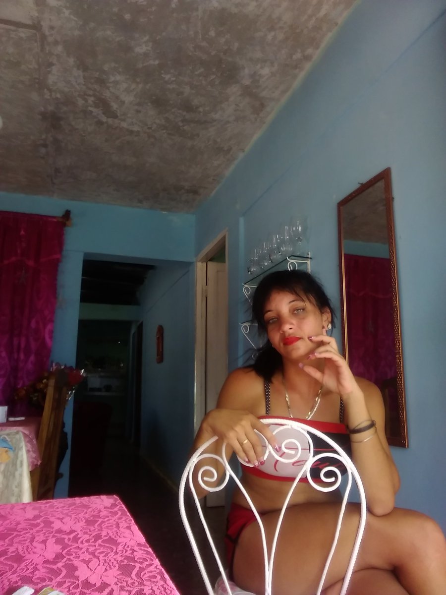 YanelyUrbano's tweet photo. En un mundo de obstáculos hay siempre una salida... La itaka😍😍😍 besos a todos https://t.co/Tyl4onHcaF