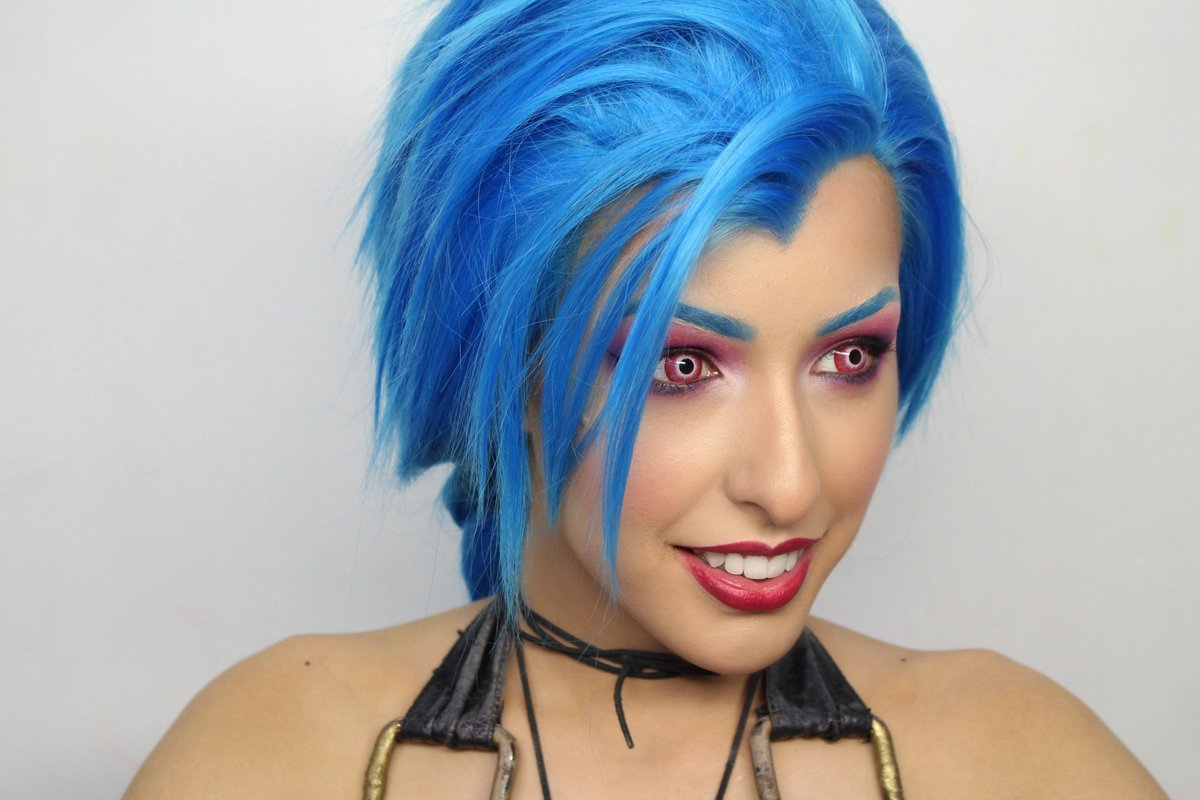 GiselleFitch's tweet photo. Esta es mi sesion de fotos para mi video de maquillaje que realice de mi Cospay "JINX" de League of Legends!! ----PARTE 1----

Espero que les guste!!!

#JinxMakeup #JinxCosplay #GizeruCosplayer #GLAsMakeup #Makeup #Jinx #LeagueOfLegends https://t.co/HUca7n1YPP