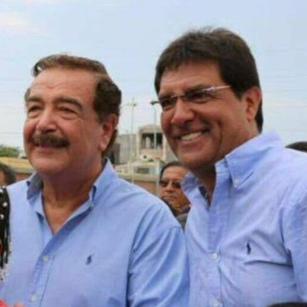 El CORRUPTO Carlos Luis Morales
"Antes de que la Fiscalía allane mi casa Nebot y Correa me negarán 3 veces."