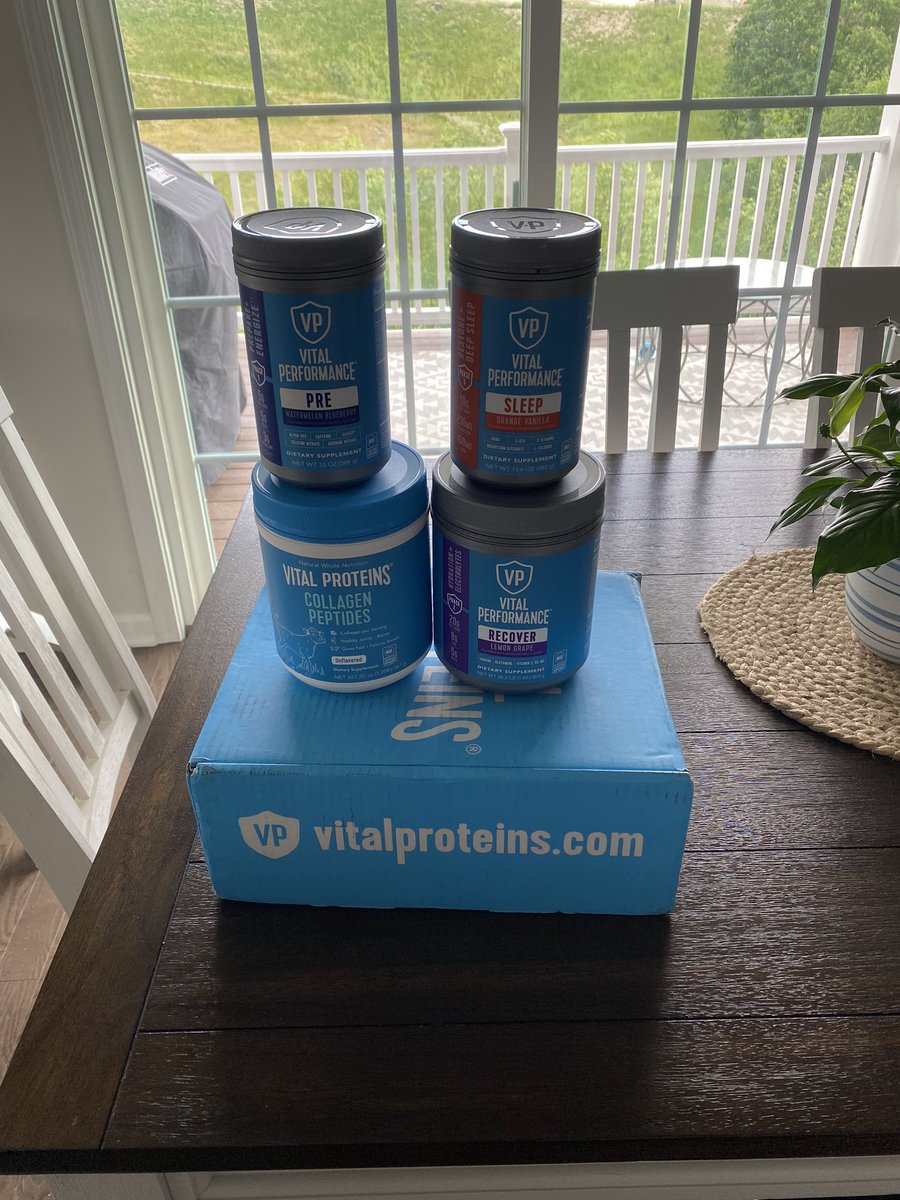 jp_holtz86's tweet photo. Thanks @vitalproteins for helping me prepare for the upcoming season! https://t.co/nNrAtICE97