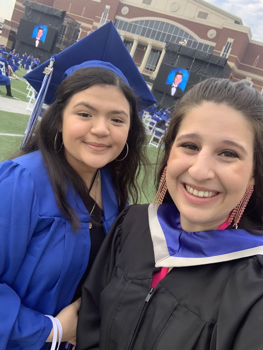 CyCreekFFA's tweet photo. 🥳🎓💙 https://t.co/uxFkiSLcqs