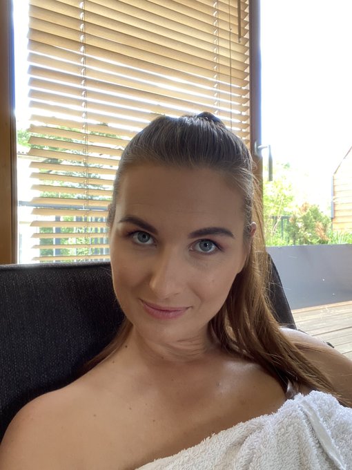 Good mood! Good weather#good guys! Its my day ❤️ https://t.co/rIX4r0cFyc<a href="/tag/novaprofilovka"class="tags"><span>#novaprofilovka</span></a>