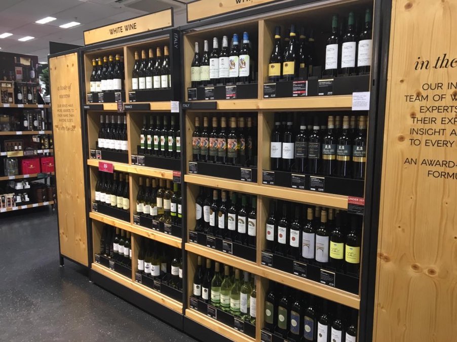 The #proglide pusher can reduce the number of touches required by instore colleagues by 80% each day! This creates a cleaner and safer shopping experience! Get in touch with us to see how we can help #drivesales sales@heartbeatuk.com #retail #potd #fff #media #gin #wine #display