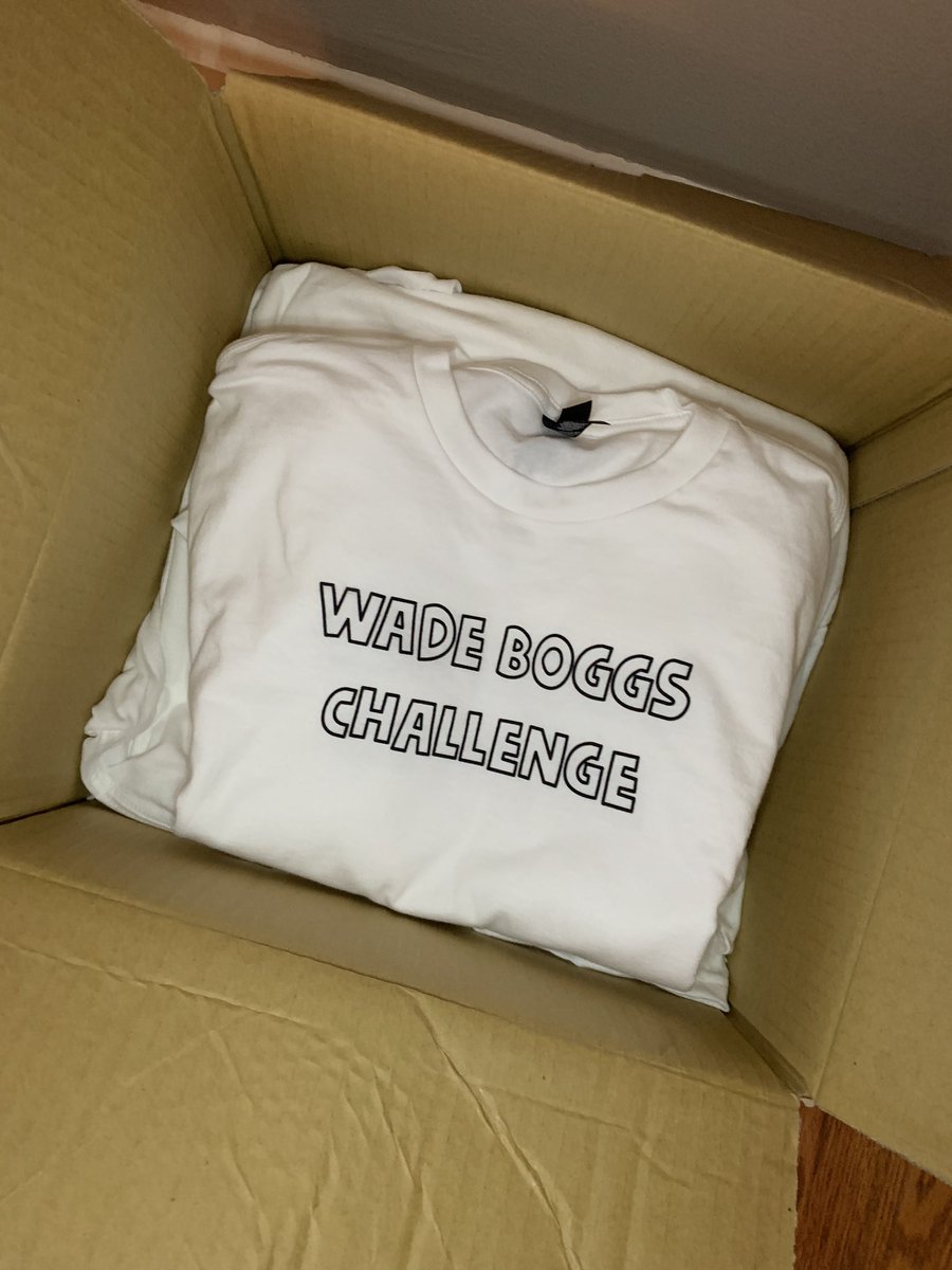 courtss23's tweet image. @ChickenMan3010 We just got our shirts! We are ready for the challenge🍻 Where can I send them to get your autograph? 😀🤞🏼#alwayssunny #boggschallenge #howmanybeerswasit #chickenman #legend