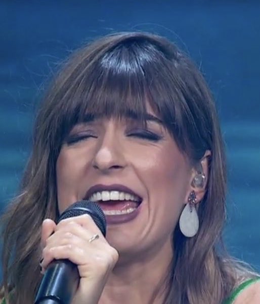 Maten al maquillador de Maialen que no quiere que sea finalista con ese color de labios. #OTGala12