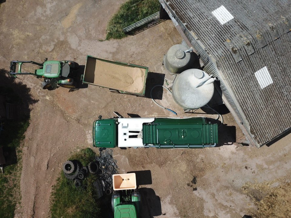 Sneak peek at a drone shot from this week whilst the sun was still shining, more to come soon..... I’m sure everyone is grateful for today’s rain though! #drone #dji #johndeere #scania #tropper #feed #farming