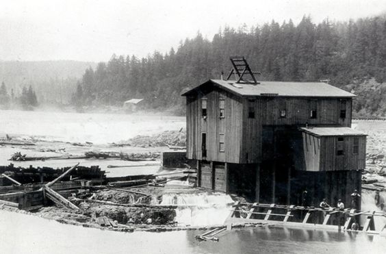 OC is a place of many firsts, including the first long-distance transmission of electricity! On this day, June 3, 1889, the Willamette Falls Electric Company (now <a href="/portlandgeneral/">Portland General</a>) transmitted power generated from the Willamette Falls 14 miles to Portland. #clackamashistory