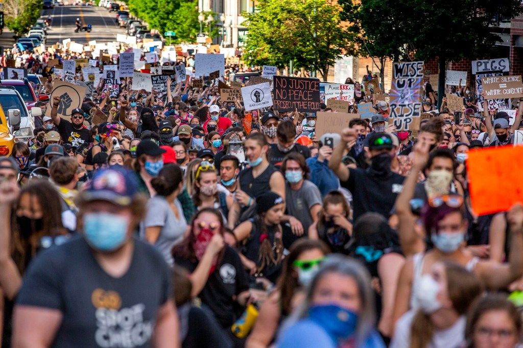 CPRNews's tweet photo. Scenes from Tuesday night's protest in downtown Denver, where thousands marched and state lawmakers @leslieherod and @Leroy_Garcia announced they will introduce a bill to hold police more accountable. 

More: https://t.co/uwcQdmmnQb
#copolitics https://t.co/38gtPKfuKO