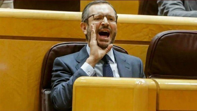 maestradepueblo's tweet photo. ¡¡QUE EL IMPERATIVO ES CON ‘D’!! https://t.co/MXb7iOWhIW