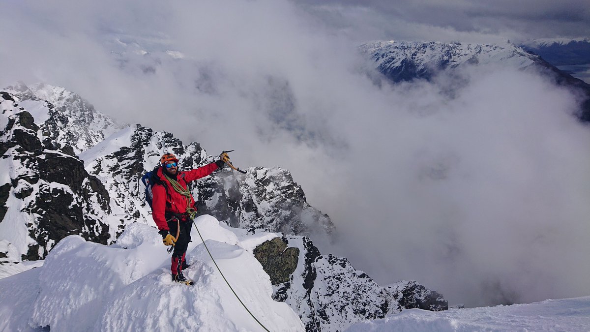 AspiringGuides's tweet photo. Winter's coming, but the climbing doesn't stop! Learn key skills for snow and ice conditions during our 4 Day Winter Alpine Mountaineering Course this August, ideal prep if you have your eyes on Aspiring or Aoraki/Mt Cook. #NewZealand #climbing #iceclimbing https://t.co/phLgRoeeT4