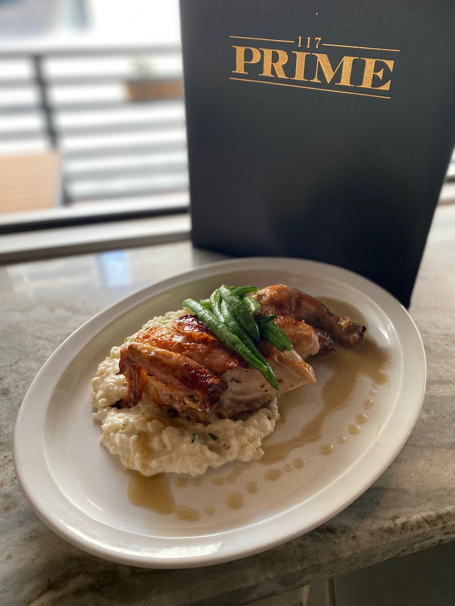 117PrimeMem's tweet photo. We’ve got some AMAZING items on the menu that we can’t wait for you to try!! Roasted Half Chicken, Jumbo Lump Crab Cake, Bibb Lettuce Wedge, Red Snapper! Come see us at 117 Prime! #choose901 #ilovememphis #open901 #901eats https://t.co/lS2zPeoRB0