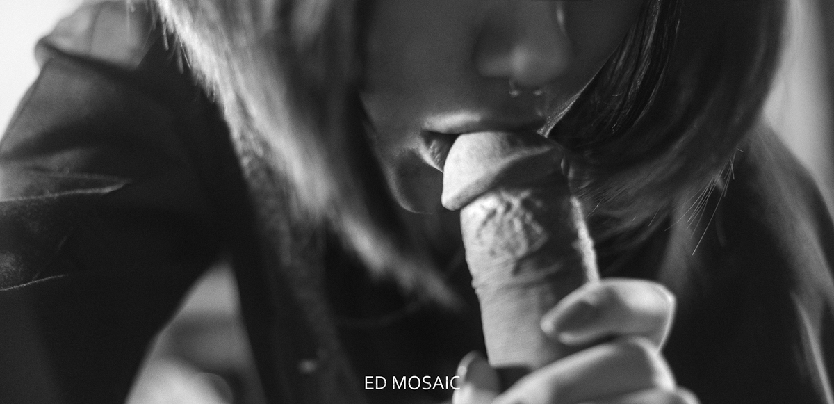 我家附近有間24H小吃店
每到半夜都爆滿
常遇到清純的女孩
之前半夜都逛誠品
現在逛小吃店😳