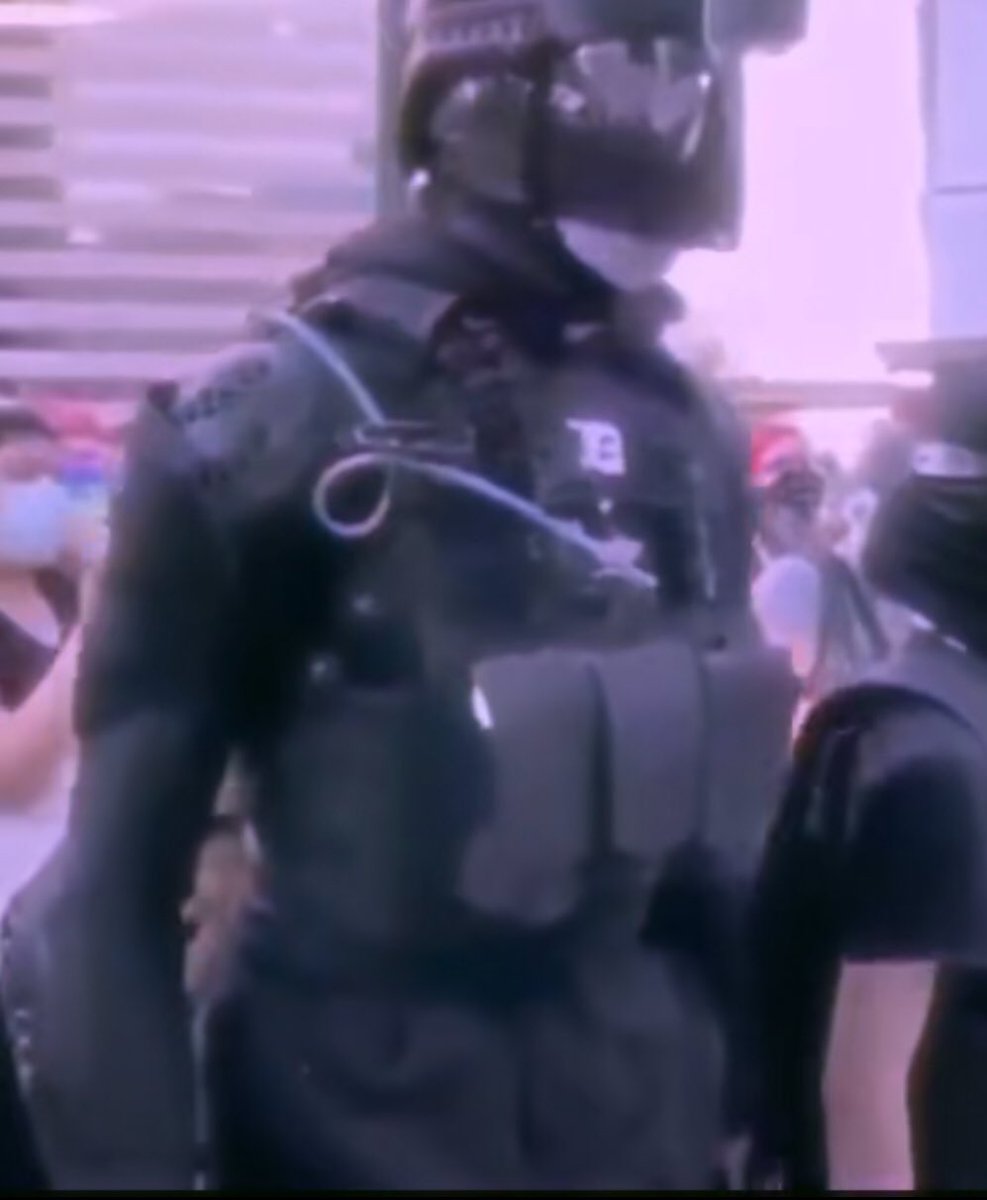 Nesstillo's tweet image. Guys you have no idea how bad I wanna suck the spec ops protester’s cock.. like I would literally pay money to gargle his dick like mouthwash.