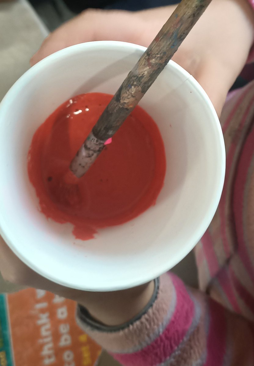 bnwps_jess's tweet photo. Last week we watched a video from Uncle Trevor, an Aboriginal Elder. He told us about Aboriginal culture and showed us lots of things, including how to make chalk paint. Today we tried making our own! @bnwps_jhw https://t.co/A3XFSH0DmH