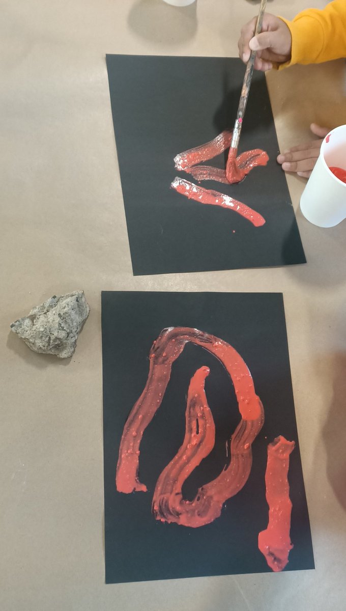 bnwps_jess's tweet photo. Last week we watched a video from Uncle Trevor, an Aboriginal Elder. He told us about Aboriginal culture and showed us lots of things, including how to make chalk paint. Today we tried making our own! @bnwps_jhw https://t.co/A3XFSH0DmH