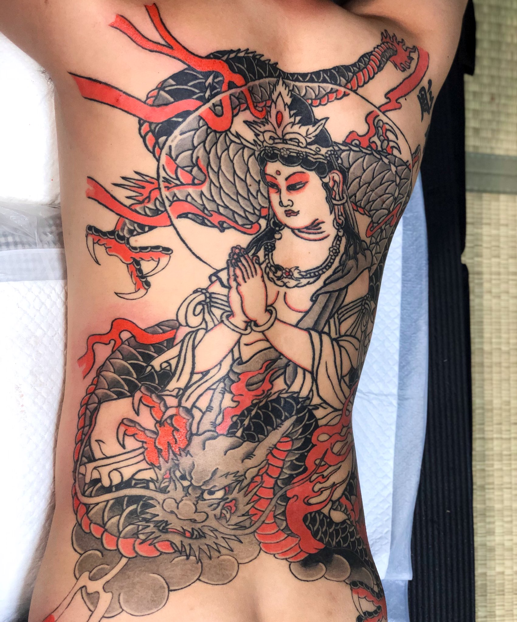 関西初代彫重分家 彫京 (@horikyojapan) / X 関西初代彫重分家 彫京 (@horikyojapan) / X