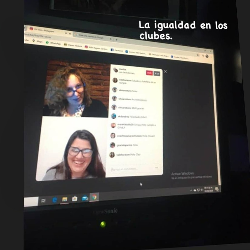 claudialazzaro_'s tweet photo. Gracias a todas las @macfut por el encuentro. ❤
Es responsabilidad de todes abrir la cancha y lograr la paridad en los clubes
#paridaddegénero
#deporteygenero
Foto @ailinsantosr ❤✌ https://t.co/gSkycvCuMT
