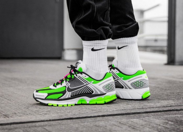 nike vomero green
