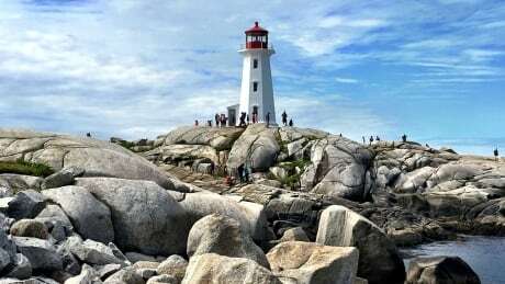 Atlantic travel bubble needed sooner rather than later, says Halifax professor ift.tt/3gOKfIR
