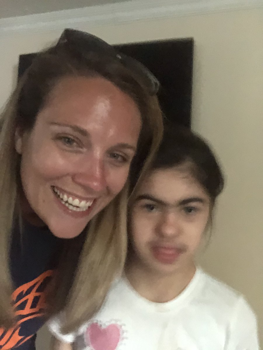 Emily Dolloff tweet media