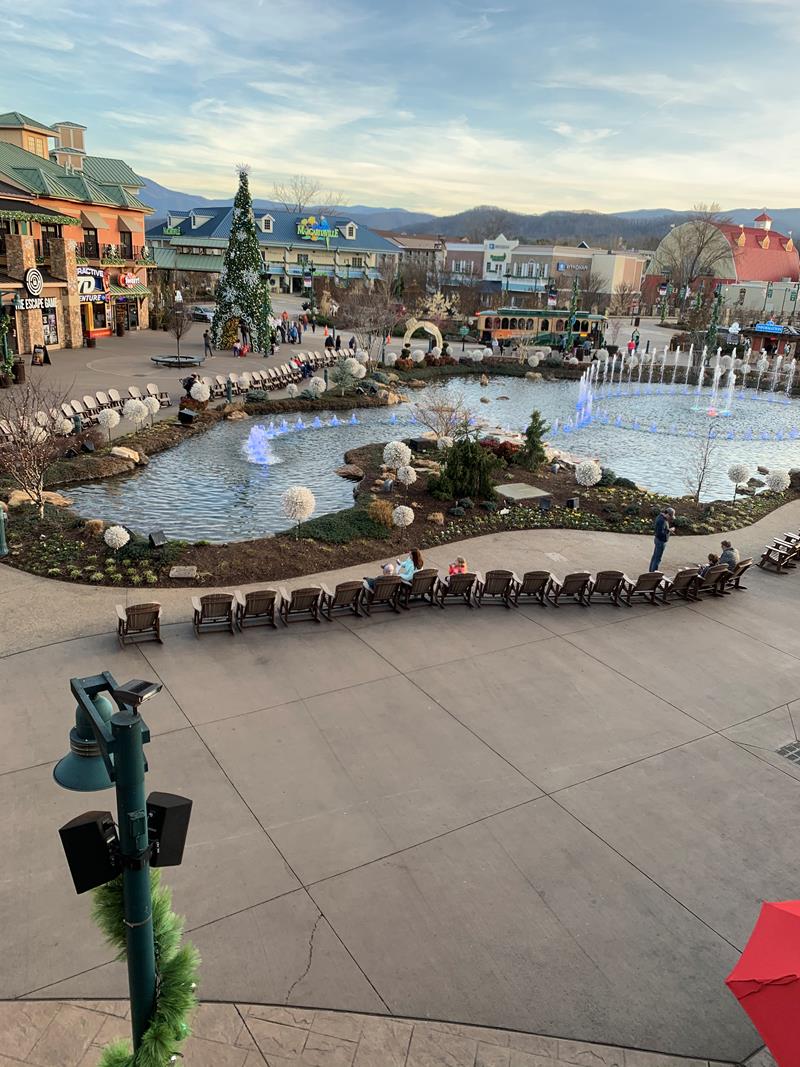 GilreathJ's tweet photo. My friend Jon, is in a contest for Margaritaville Island Hotel in Pigeon Forge—help rally votes: https://t.co/jrCSJ7M8E8 @margaritaville https://t.co/WlkZcCzRIR