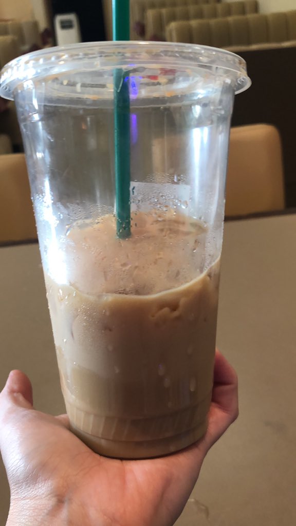 DestinieTrout's tweet photo. Me to my coworker: ask one of your boyfriends to get us coffee
Her: I’ll call my baby daddy https://t.co/Hxx41s9eaj