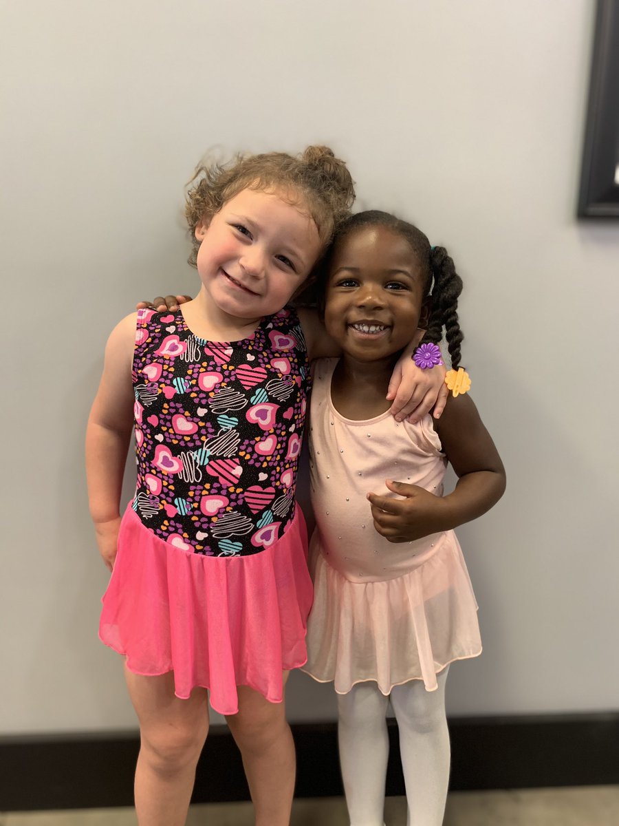 Laura Baker tweet media