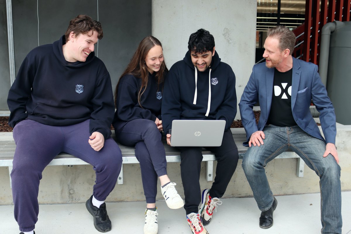 Schooldaysmag's tweet photo. Yass High School receives technology boost. Many rural schools incl Yass High School have a high number of Indigenous Australian students. A key objective of this program https://t.co/yize3vYbl4 #school #tech https://t.co/lvBD9tN6uI