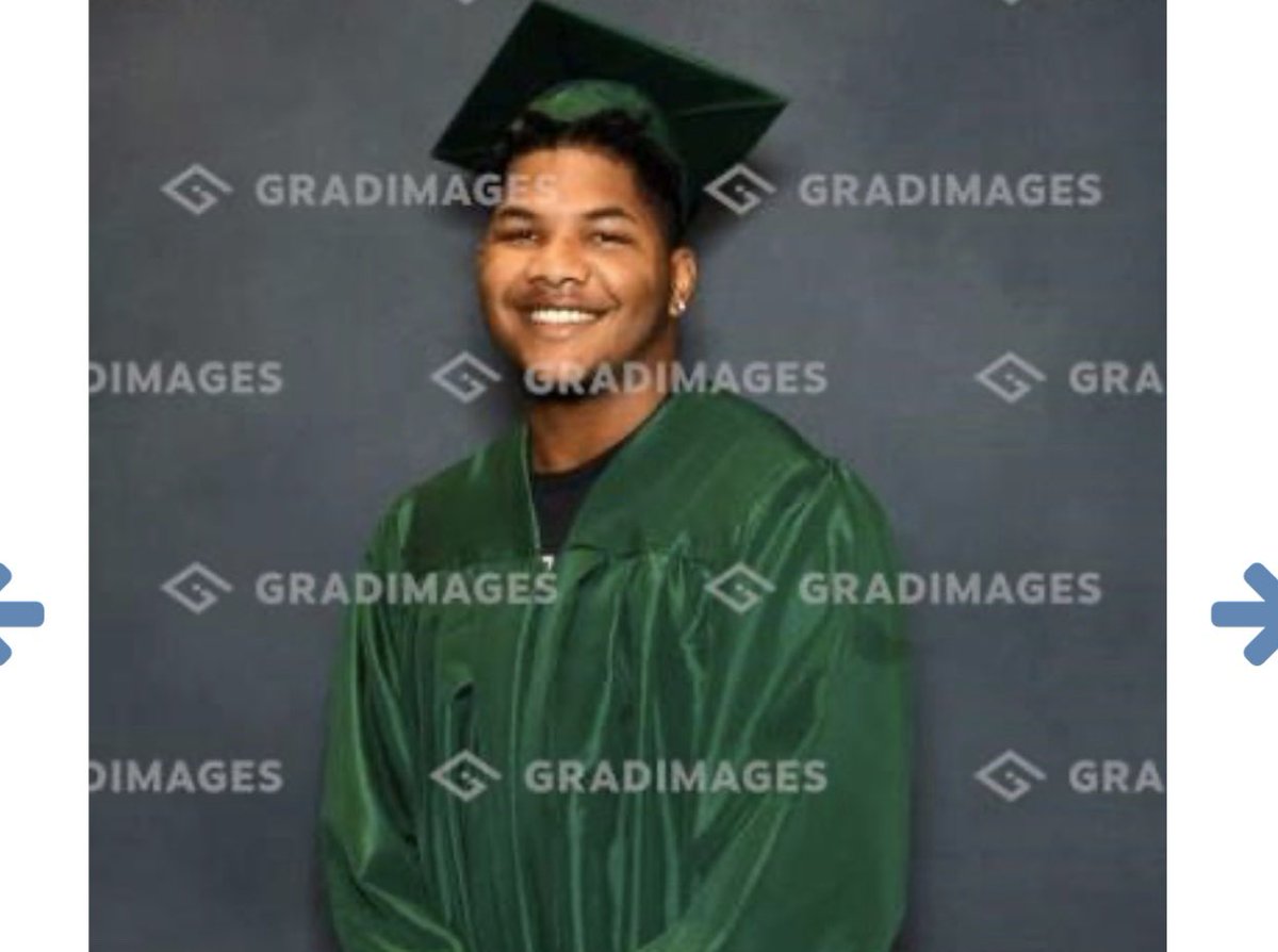 FPCHS's tweet photo. Graduation pictures are now available online at https://t.co/QhgQySz7z9! @FlaglerSchools @fpchs2020 https://t.co/fsYJKc8AkW