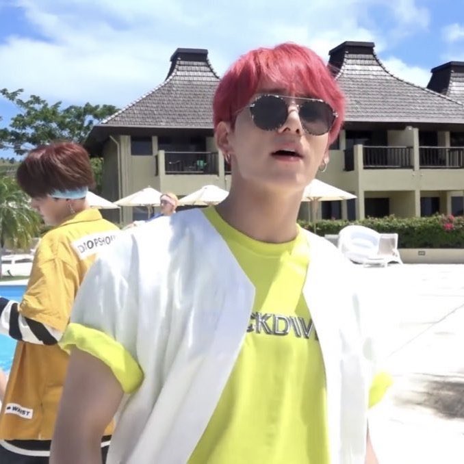 ไง น้องชาย                   ก็บอกว่าไม่เป็นไง