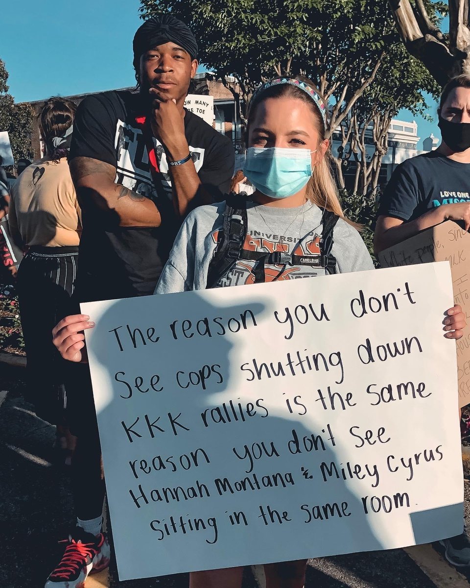 Amandan57434133's tweet photo. #blacklivesmatter https://t.co/EDFPUOhMoT