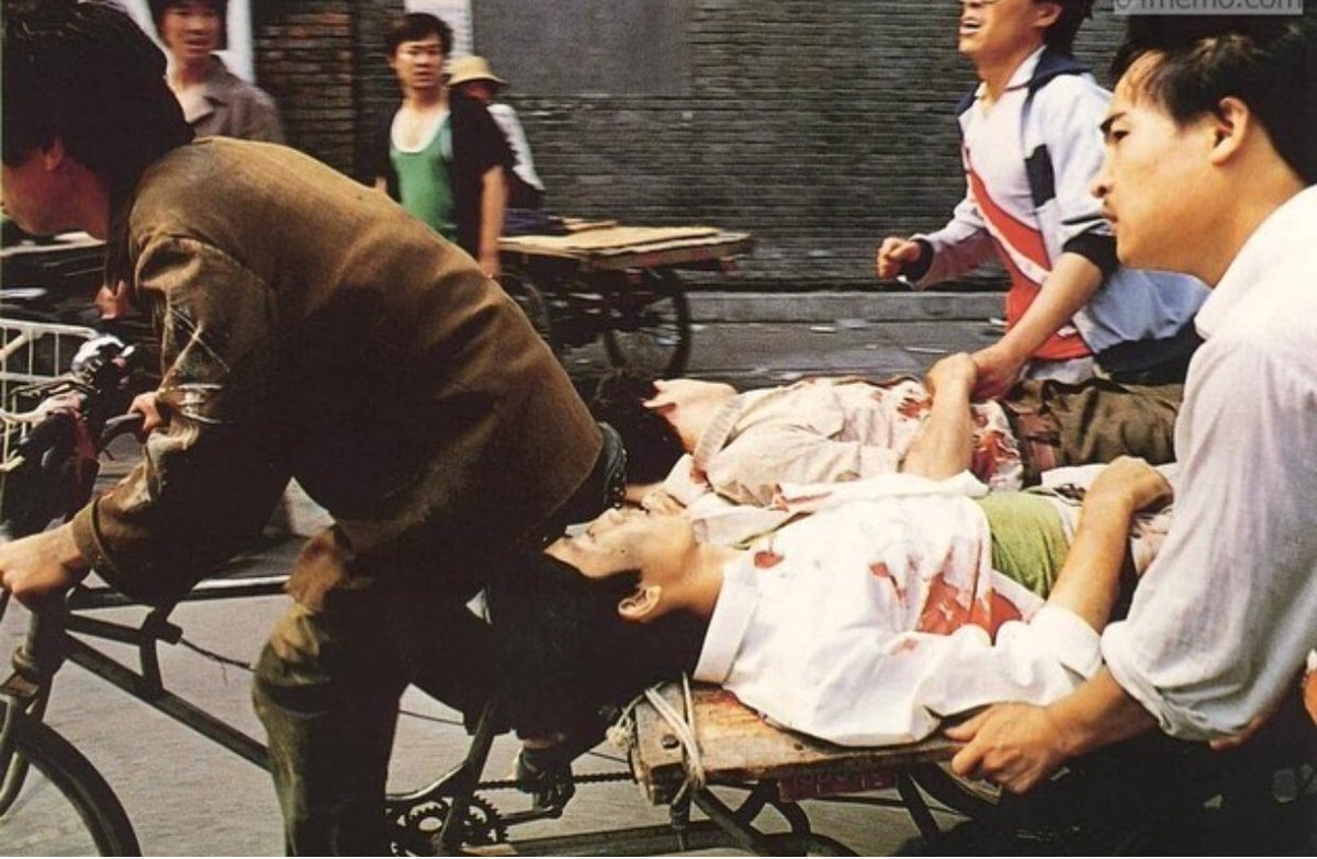 lengjaiii1234's tweet photo. In case you forgot what happened today 31 years ago.

#NeverForget8964 #TiananmenSquareMassacre #CCP_is_terrorist https://t.co/otFYHUps4h